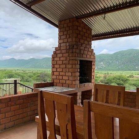 Otavi Vineyards Self-Catering & Camping Exterior photo