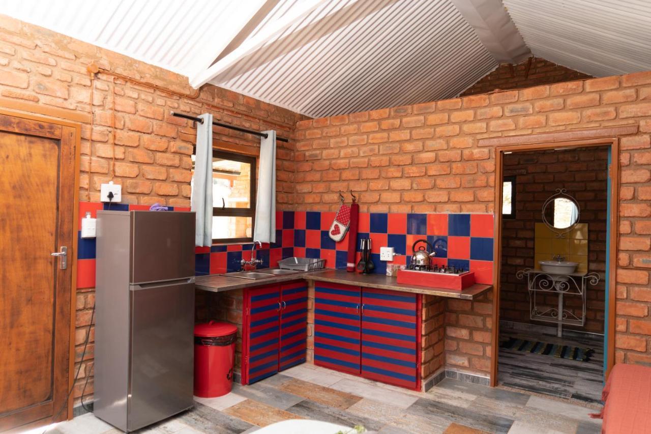 Otavi Vineyards Self-Catering & Camping Exterior photo